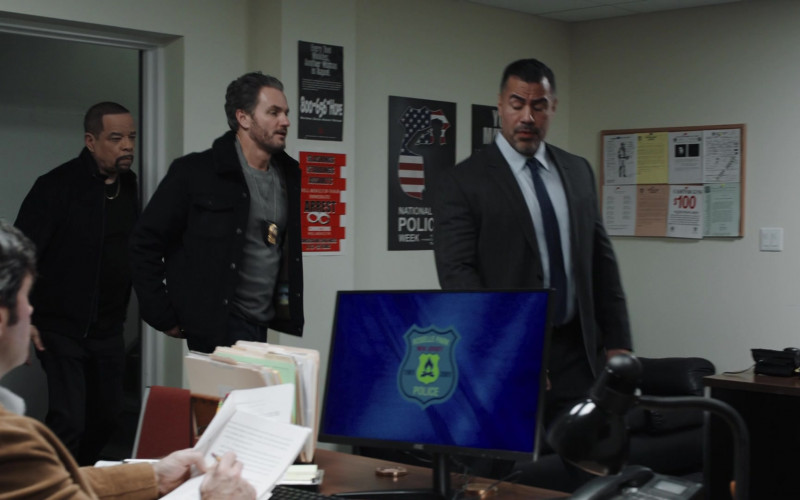 #1461 – ProductPlacementBlog.com – Law & Order Special Victims Unit Season 25, Episode 8 – Brand Tracking (Timecode – H00M24S20)