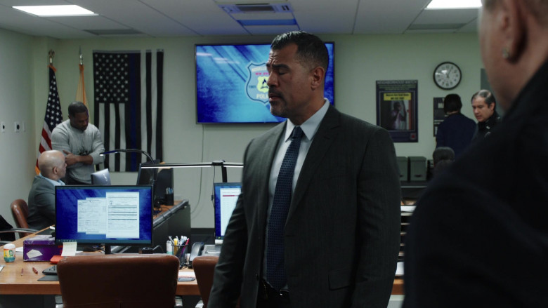 Tic Tac and AOC Monitor in Law & Order: Special Victims Unit S25E08 "Third Man Syndrome" (2024) - 487556