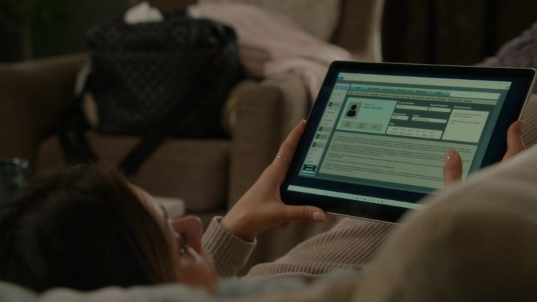 Microsoft Surface Tablet and Windows 11 OS in Station 19 S07E03 "True Colors" (2024) - 491262