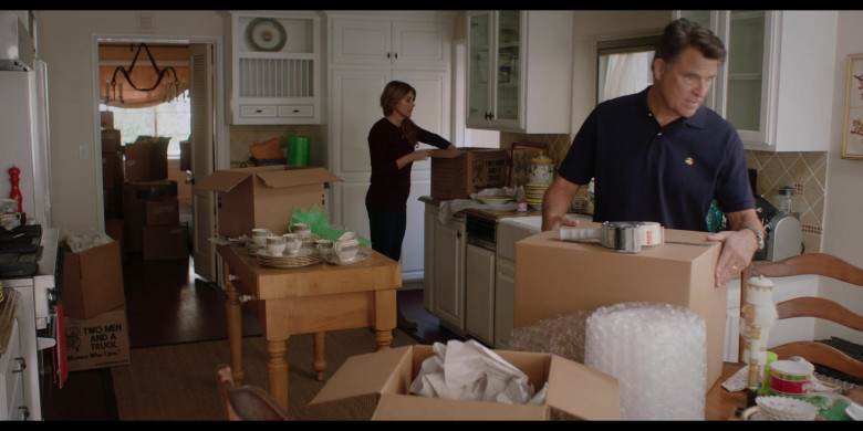 Two Men and a Truck Moving Company in The Baxters S03E01 "New Beginnings" (2024) - 491891