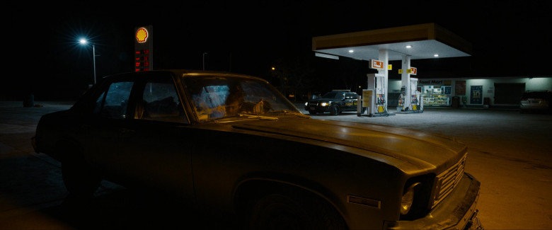 Shell Gas Station in Road House (2024) - 486223