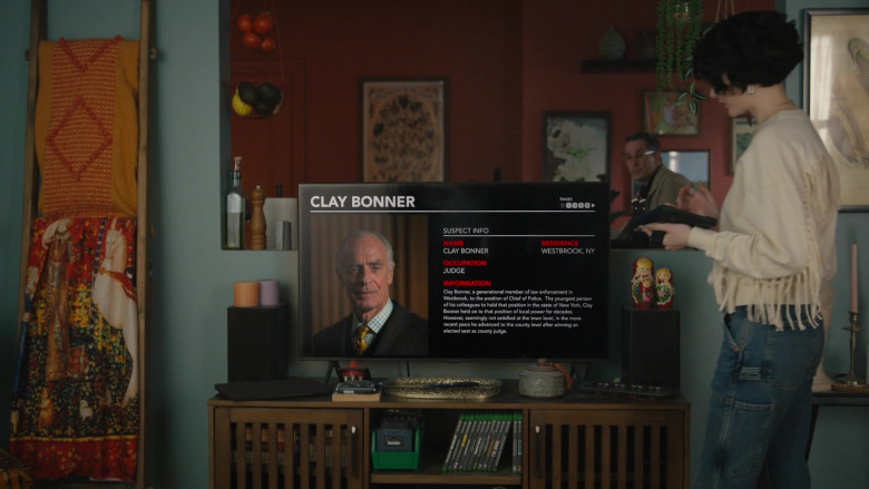 Xbox Video Games in Law & Order: Organized Crime S04E08 "Sins of Our Fathers" (2024) - 487472