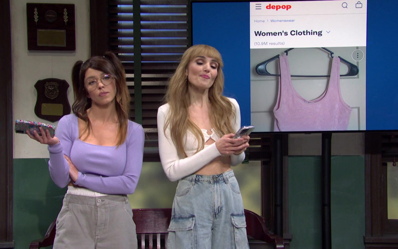 #848 – ProductPlacementBlog.com – Saturday Night Live – Season 49, Episode 13 – Sydney Sweeney – Kacey Musgraves (2024) – Brand Tracking (Timecode – H00M14S07)
