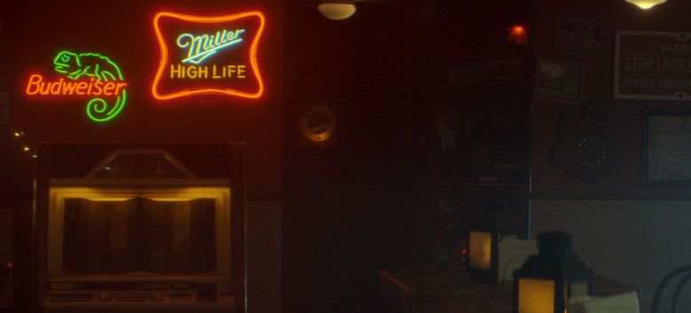 Budweiser and Miller High Life Neon Signs in The Big Door Prize S02E01 "The Next Stage" (2024) - 503626