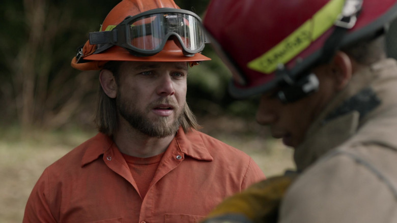 ESS Goggles in Fire Country S02E07 "A Hail Mary" (2024) - 505841