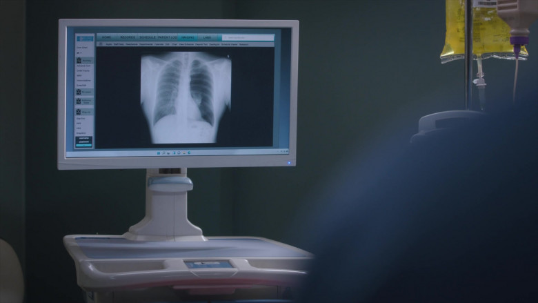 Microsoft Windows 11 OS in Grey's Anatomy S20E04 "Baby Can I Hold You" (2024) - 496467