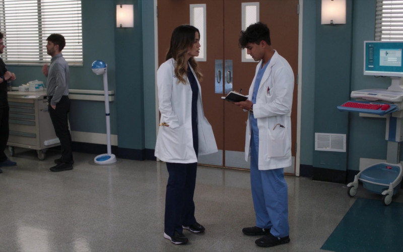 #1514 – ProductPlacementBlog.com – Grey's Anatomy Season 20, Episode 4 – Brand Tracking (Timecode – H00M25S13)