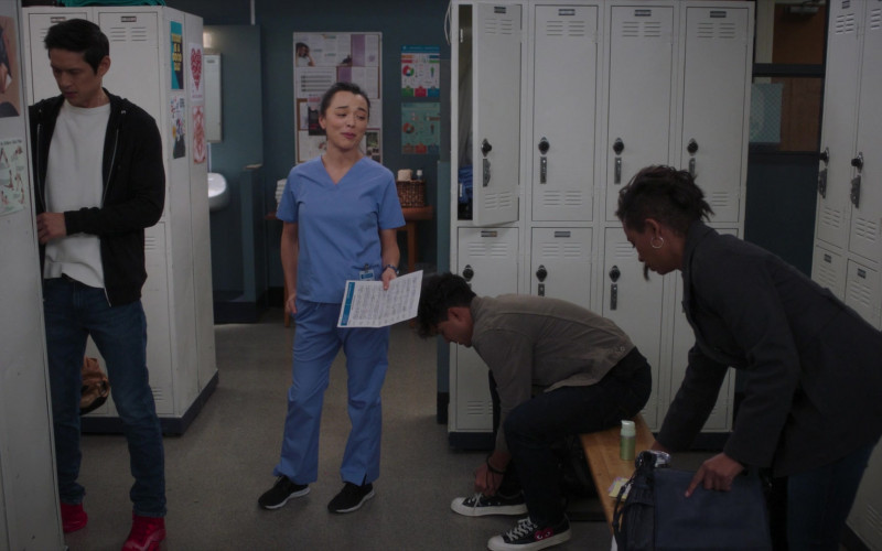 #2390 – ProductPlacementBlog.com – Grey's Anatomy Season 20, Episode 4 – Brand Tracking (Timecode – H00M39S49)