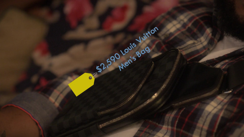 Louis Vuitton Men's Bag in Grown-ish S06E12 "Get Rich or Die Tryin'" (2024) - 498454