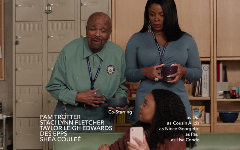 #1276 – ProductPlacementBlog.com – Abbott Elementary Season 3 Episode 12 – Product Placement Tracking (Timecode – 00h 21m 15s)