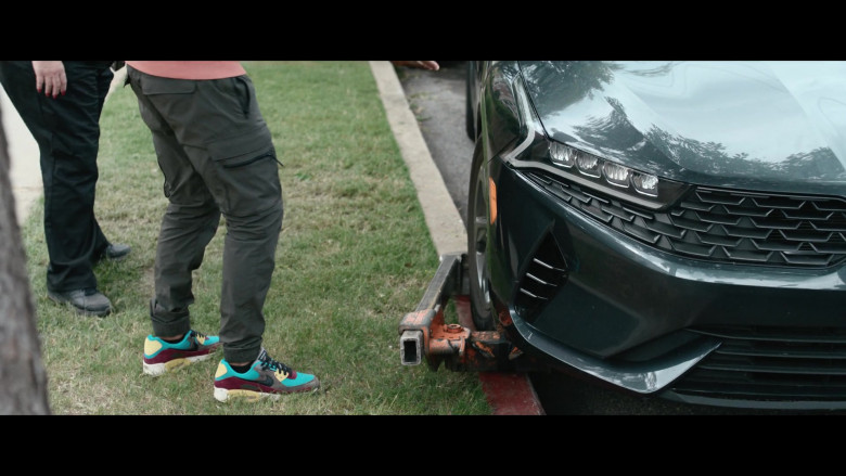 Nike Sneakers in A Man in Full S01E01 "Saddlebags" (2024) - 508425