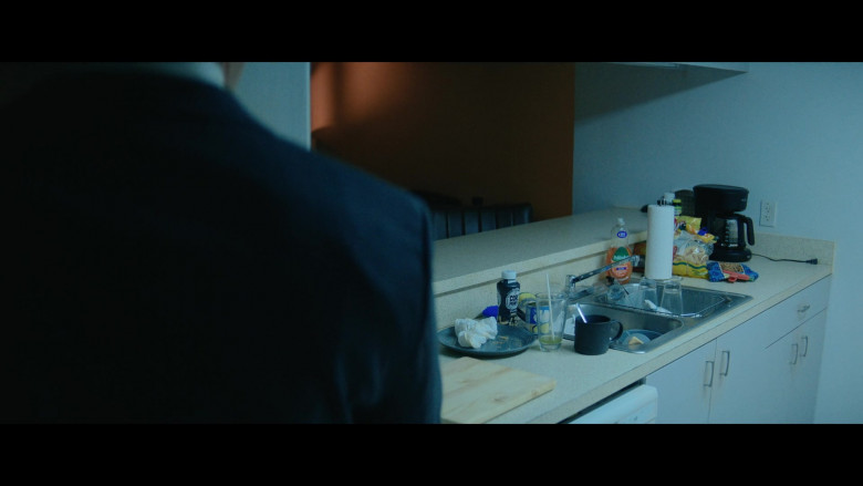 Fairlife Core Power and Palmolive Dishwashing Liquid in A Man in Full S01E05 "Push Comes to Shove" (2024) - 508945