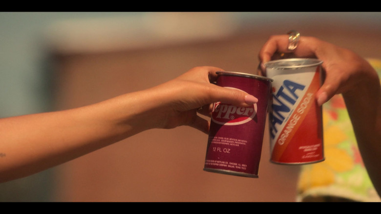 Dr Pepper and Fanta Soda in Pretty Little Liars: Original Sin S02E01 "Chapter One: Spirit Week" (2024) - 513665