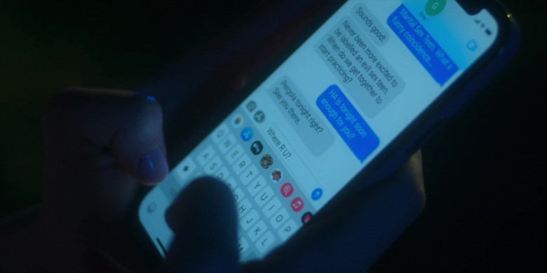 Apple iPhone Smartphone in Pretty Little Liars: Original Sin S02E02 "Chapter Two: The Spirit Queen" (2024) - 513843