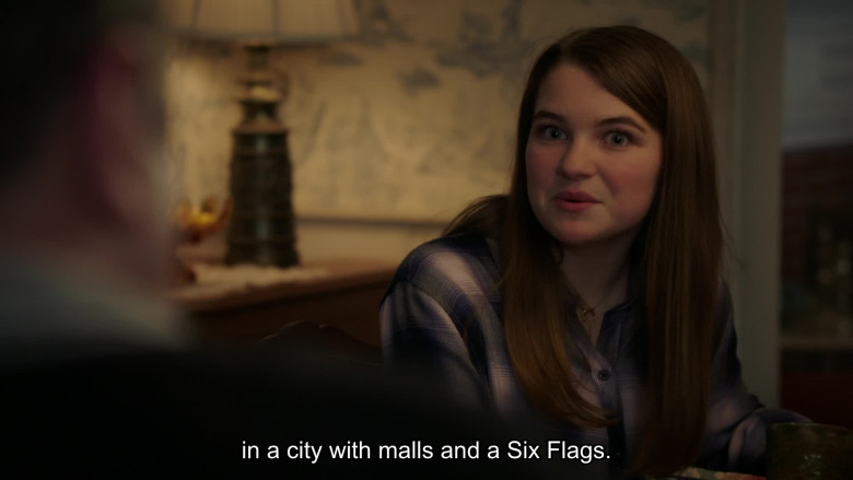 Six Flags in Young Sheldon S07E12 “A New Home and a Traditional Texas Torture” (2024) - 514743