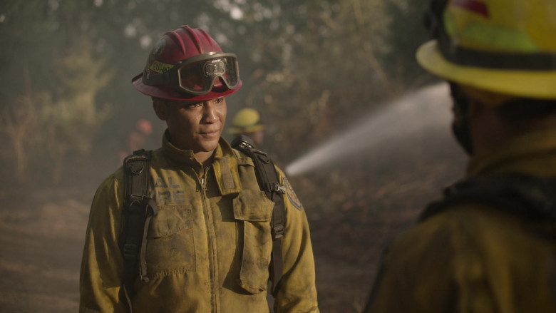 ESS FirePro Fire Goggles in Fire Country S02E09 "No Future, No Consequences" (2024) - 514171