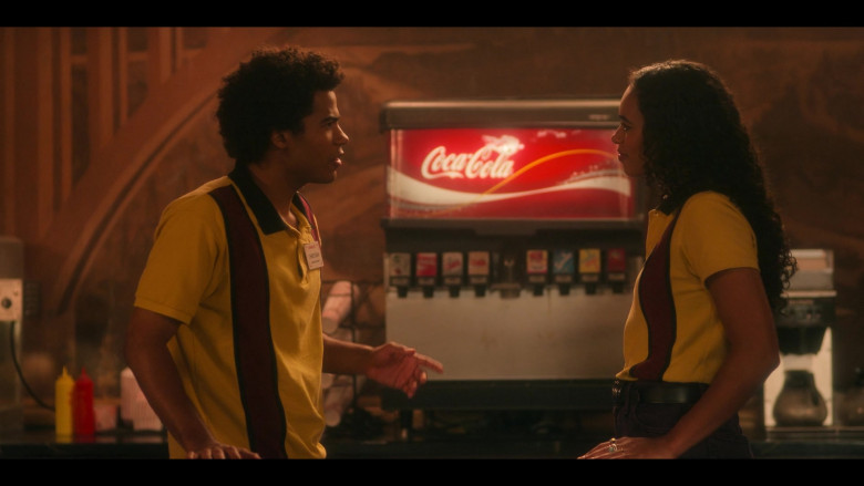 Coca-Cola Fountain Machine in Pretty Little Liars: Original Sin S02E03 "Sweet Sixteen" (2024) - 518755