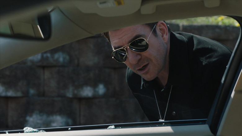 Ray-Ban Sunglasses in FBI: Most Wanted S05E12 "Derby Day" (2024) - 517497