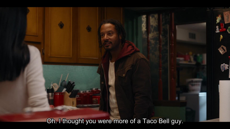Taco Bell in The Cleaning Lady S03E10 "Smoke and Mirrors" (2024) - 515383
