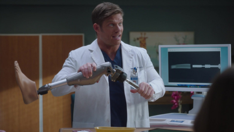 Microsoft Windows 11 OS in Grey's Anatomy S20E06 "The Marathon Continues" (2024) - 509533