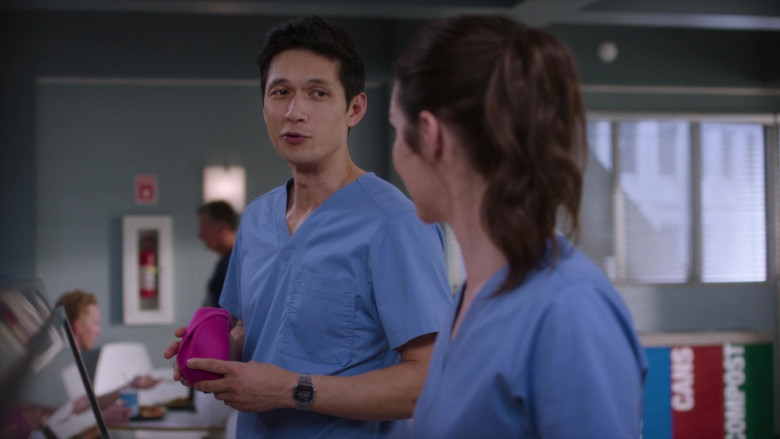 Casio Watch in Grey's Anatomy S20E07 "She Used to Be Mine" (2024) - 512599