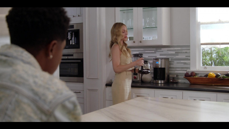 Wolf Ovens and Cuisinart Coffee Maker in All American S06E011 "The Next Episode" (2024) - 527990