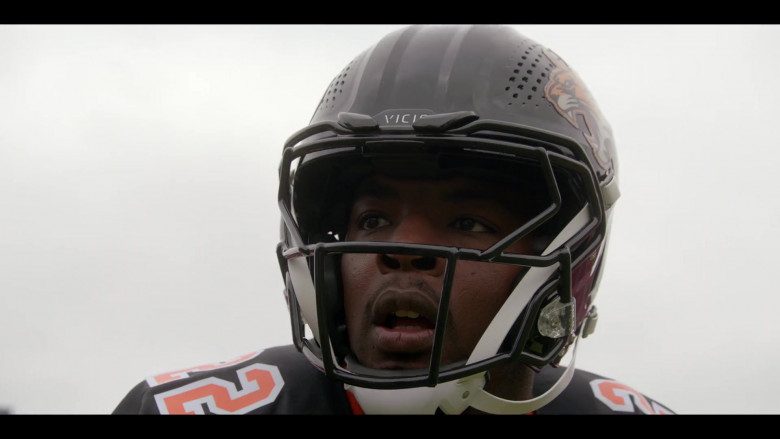 Vicis American Football Helmet in All American S06E13 "Victory Lap" (2024) - 531647