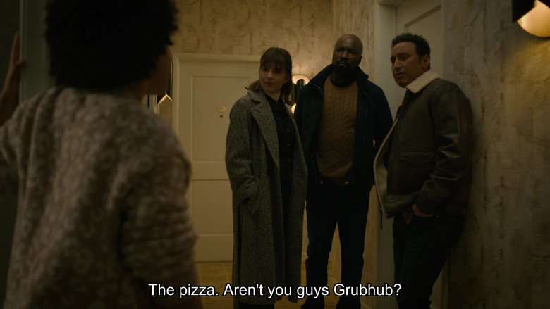 Grubhub in Evil S04E05 "How to Fly an Airplane" (2024) - 530805