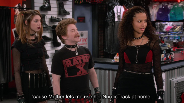 NordicTrack (Verbal) in That '90s Show S02E03 "Just a Friend" (2024) - 533983