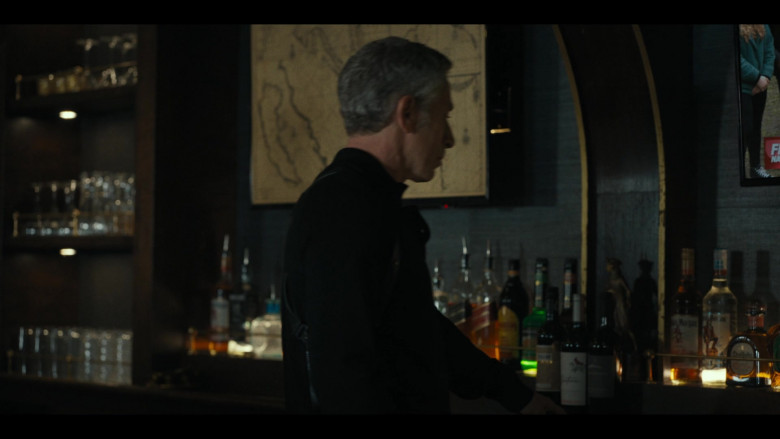 Johnnie Walker, Kahlua, Captain Morgan and Don Julio Tequila in Mayor of Kingstown S03E07 "Marya Was Here" (2024) - 541136