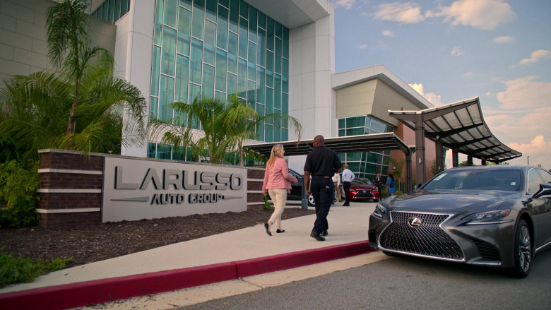 Lexus Cars in Cobra Kai S06E02 "The Prize" (2024) - 543072