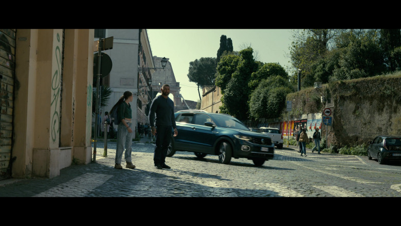 Volkswagen Car in My Spy: The Eternal City (2024) - 542968