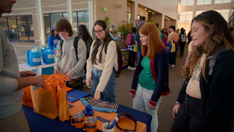 Pepperdine University in Cobra Kai S06E02 "The Prize" (2024) - 543080