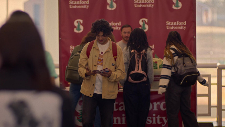 Stanford University in Cobra Kai S06E02 "The Prize" (2024) - 543094