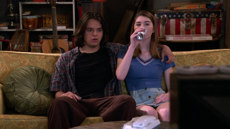 Pepsi Soda in That 90s Show S03E04 (2024) - 556694