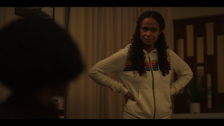 Aviator Nation Hoodie and Sweatpants in Reasonable Doubt S02E01 (2024) - 555822