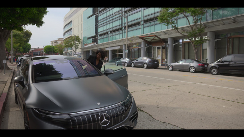 Mercedes-Benz EQS Car in Reasonable Doubt S02E01 (2024) - 555910