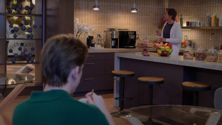 Capresso and Jura Coffee Machines in Unstable S02E02 "Winning Time" (2024) - 546979