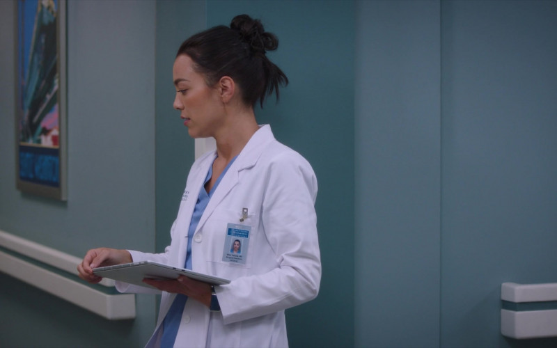 #1140 – ProductPlacementBlog.com – Greys Anatomy S21E01 (2024) – Product Placement Tracking (Timecode – 00h 18m 59s)