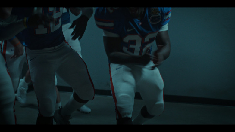 Nike Football Pants in American Sports Story S01E02 (2024) - 572424