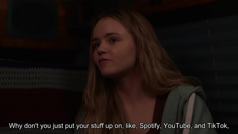 Spotify, Youtube and TikTok (Verbal) in Penelope S01E01 (2024) - 575576