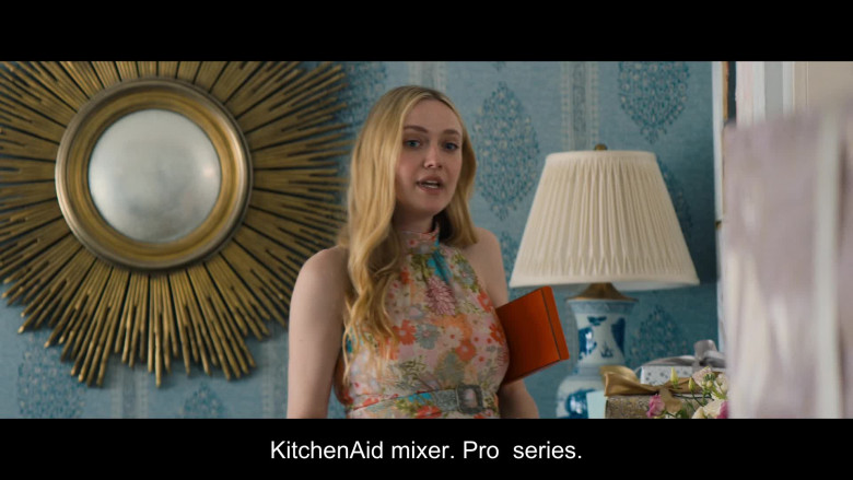 KitchenAid Mixer (Verbal) in The Perfect Couple S01E02 (2024) - 564463