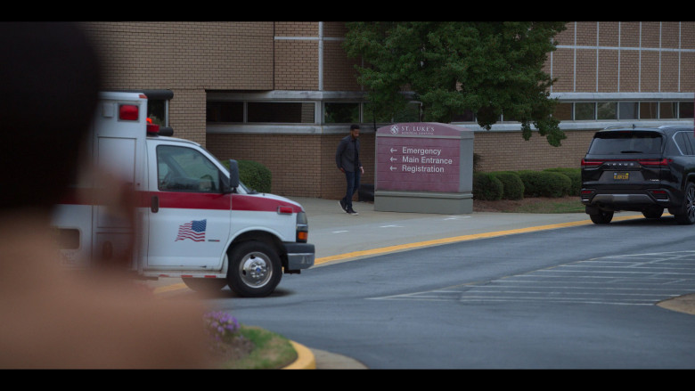 Lexus LX 500 SUV in Reasonable Doubt S02E06 (2024) - 573533