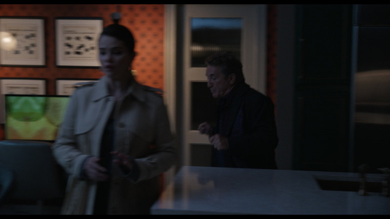 Microsoft Surface Studio AIO Computer (Scene 3) in Only Murders in the Building S04E02 (2024) - 562444