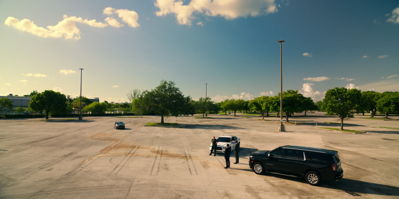 Chevrolet Suburban Car (Scene 2) in Bad Monkey S01E07 (2024) - 572469