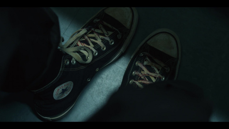 Converse Sneakers in Fight Night - The Million Dollar Heist S01E04 (2024) - 568352