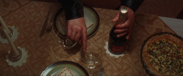 Piper-Heidsieck Champagne in Cuckoo (2024) - 571847