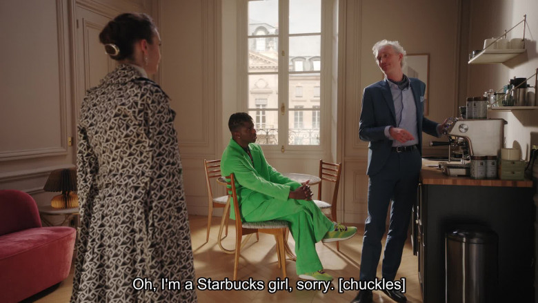 Starbucks (Verbal) in Emily in Paris S04E08 (2024) - 568070