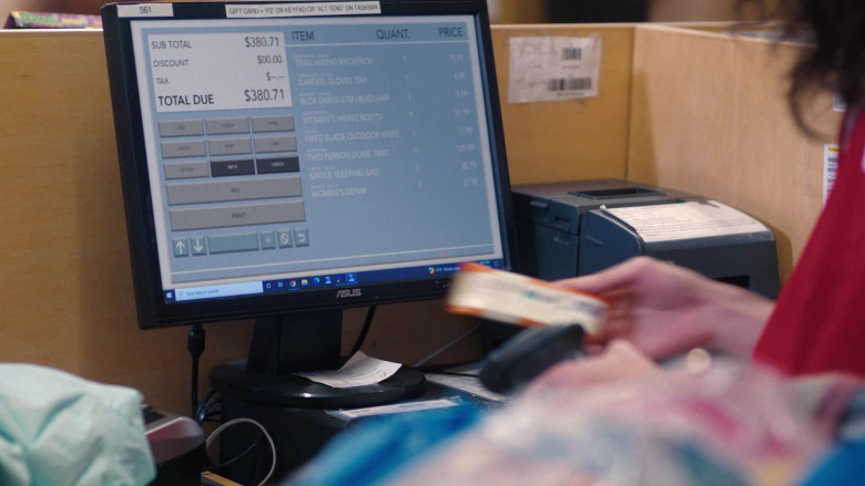 Asus Monitor, Microsoft Windows OS, Edge and Chrome Browser in Penelope S01E01 (2024) - 575546