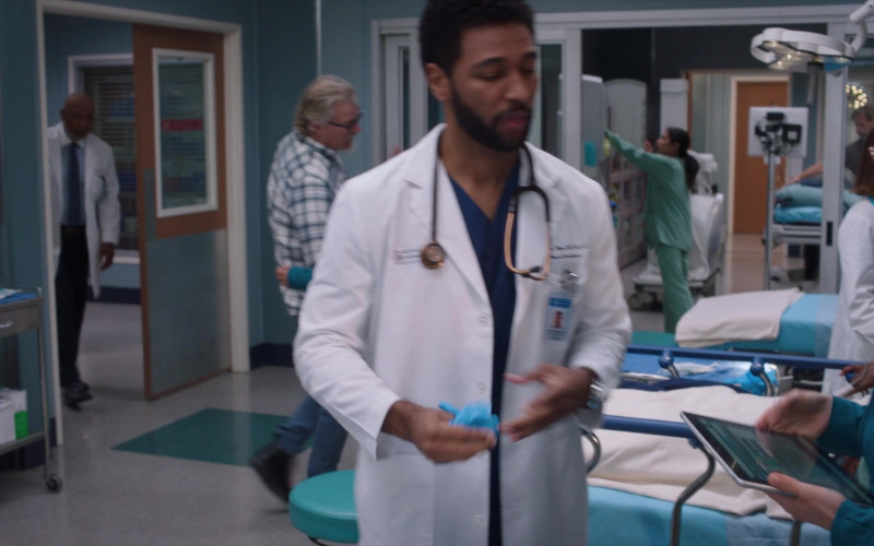 #532 – ProductPlacementBlog.com – Greys Anatomy S21E01 (2024) – Product Placement Tracking (Timecode – 00h 08m 51s)